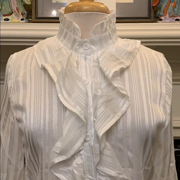 NWT white chiffon ruffled front blouse - Picture 2 of 4